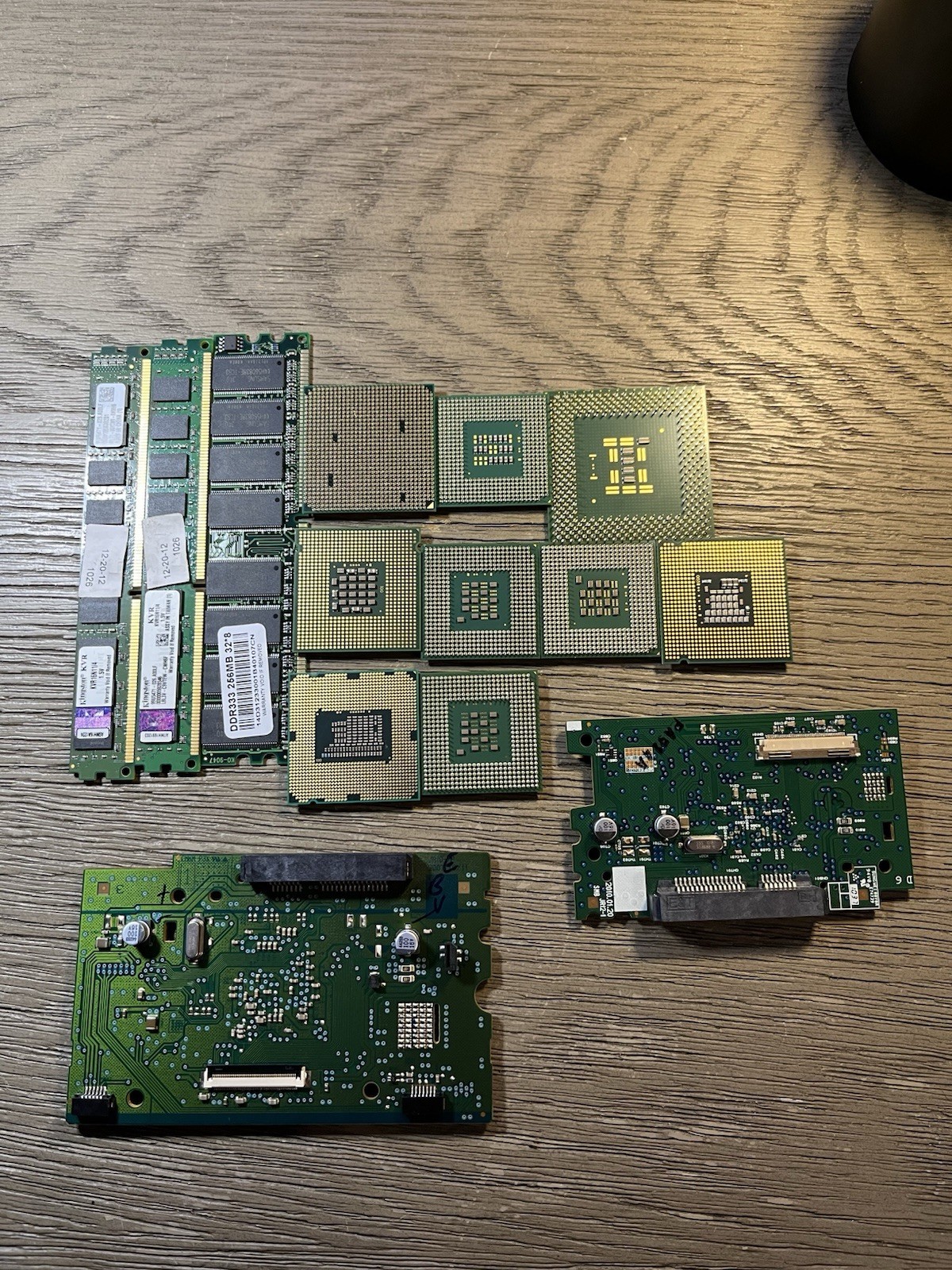 Lot of (9) Intel Core CPU Processors + Ram + Other Computer Parts Lot of (9) Intel Core CPU Processors + Ram + Other Computer Parts