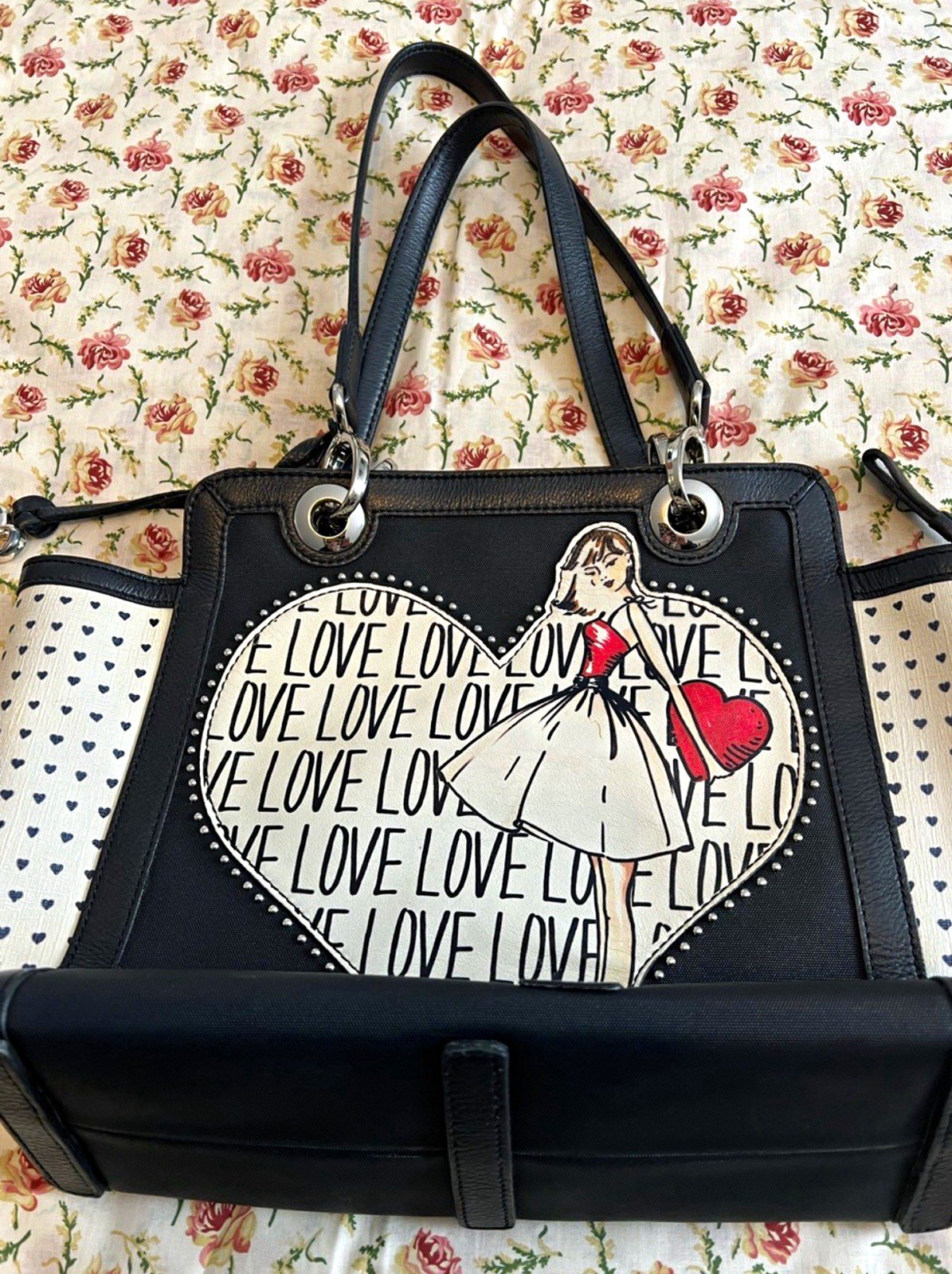 Brighton Fashionista Darlynn Love Shopper Tote Brighton Fashionista Darlynn Love Shopper Tote