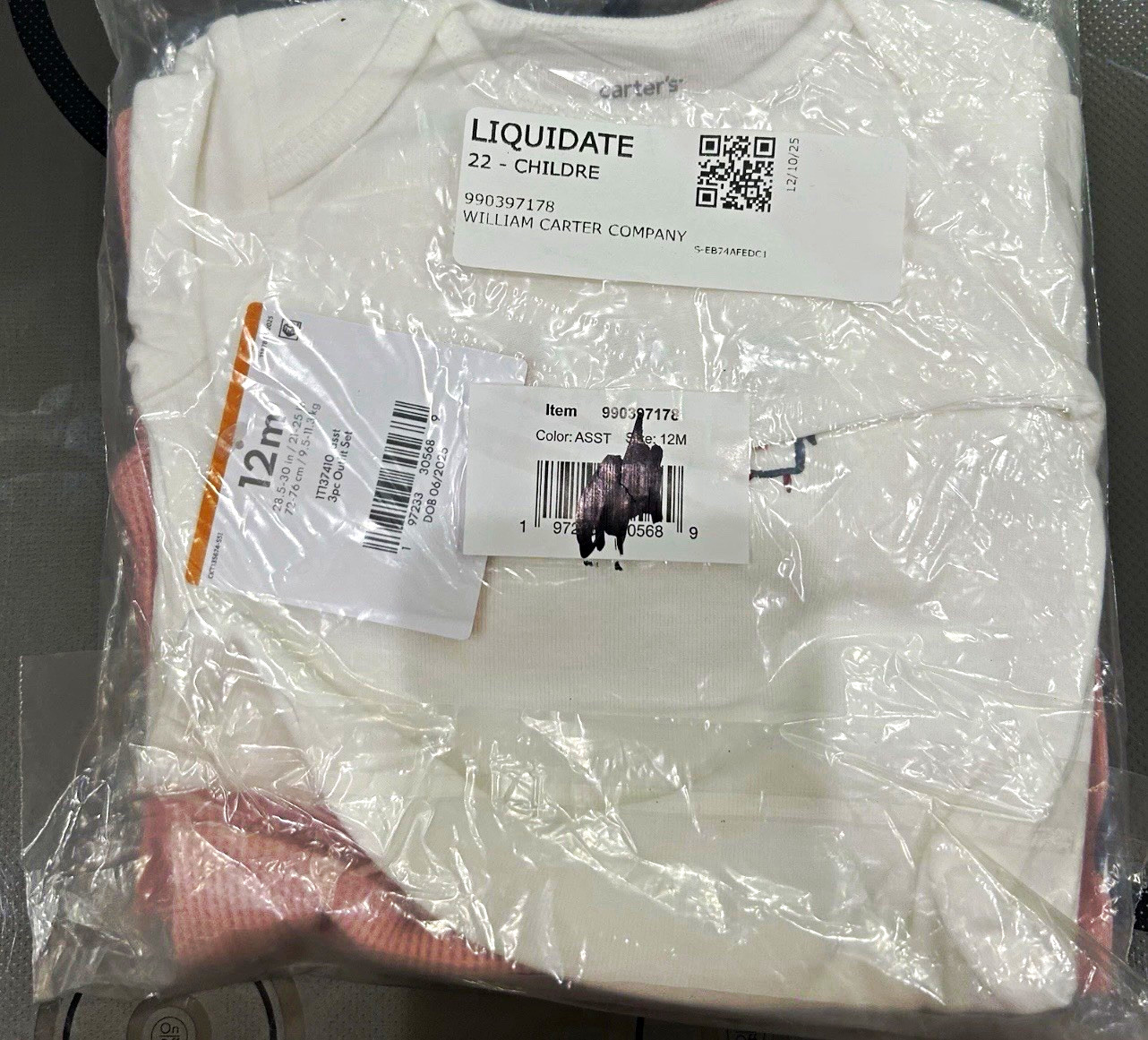 Carter\'s 3 pcs 9-12M Pink/White Penguin Long Sleeve Cotton Snap Bodysuits NWT.  