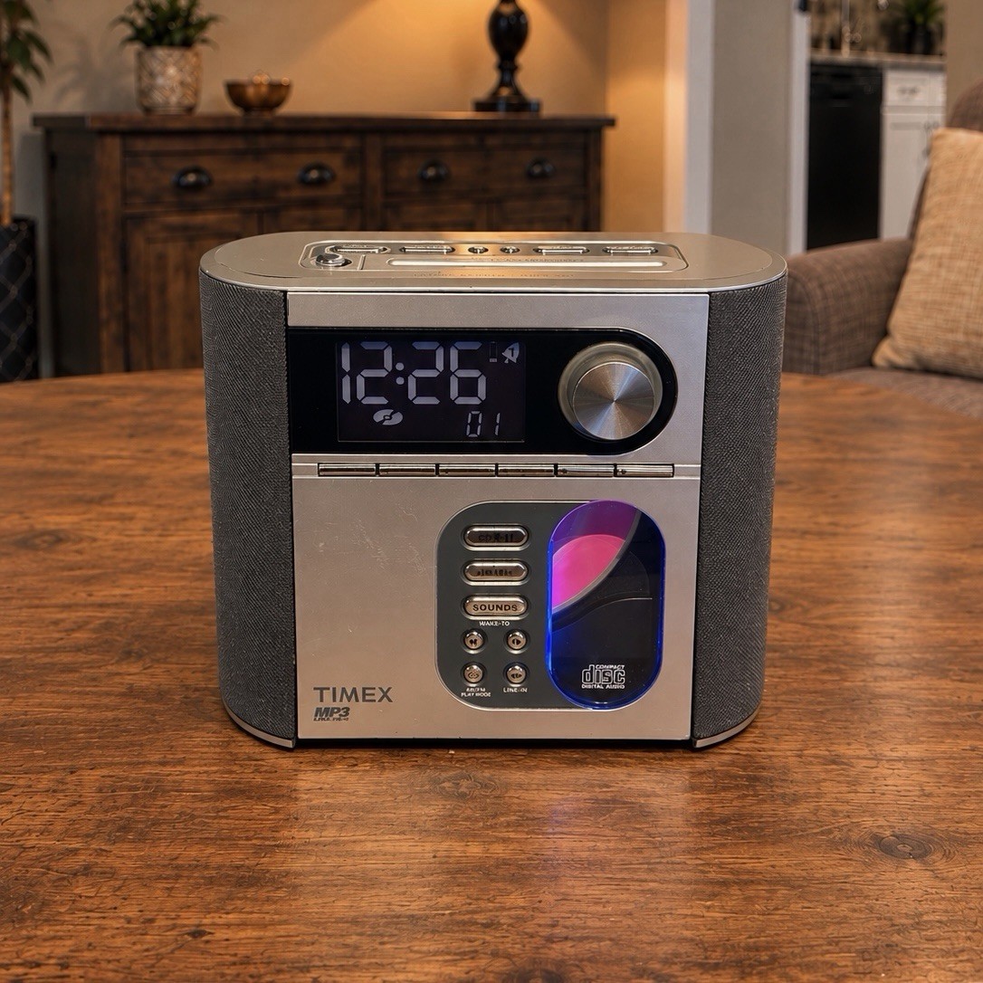 Timex CD Stereo T617S Digital Preset Clock with Nature Sounds MP3  - SERVICED