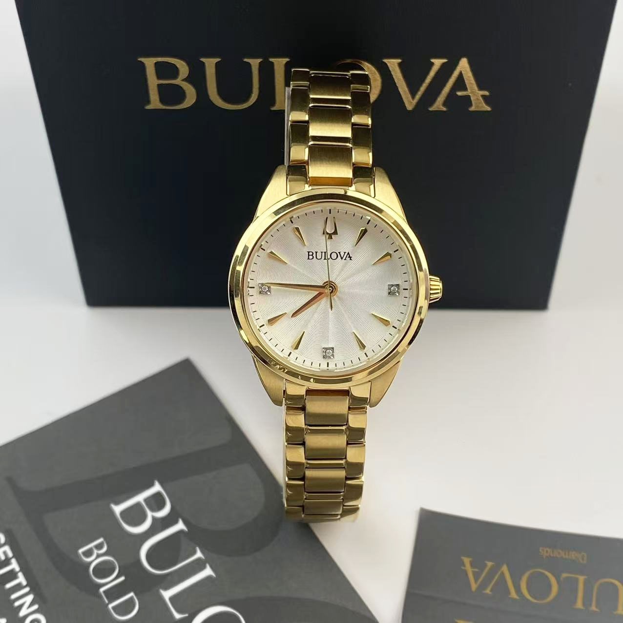 New w/box Bulova Sutton 97P150 Women\'s Watch White Dial Ladies Watch 28mm