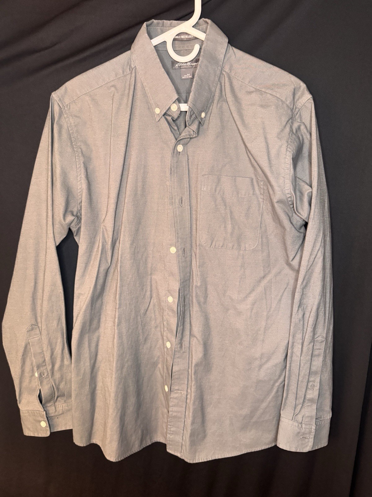 Eddie Bauer Gray Men’s Button-Down Size Medium Long Sleeve Shirt Eddie Bauer Gray Men’s Button-Down Size Medium Long Sleeve Shirt