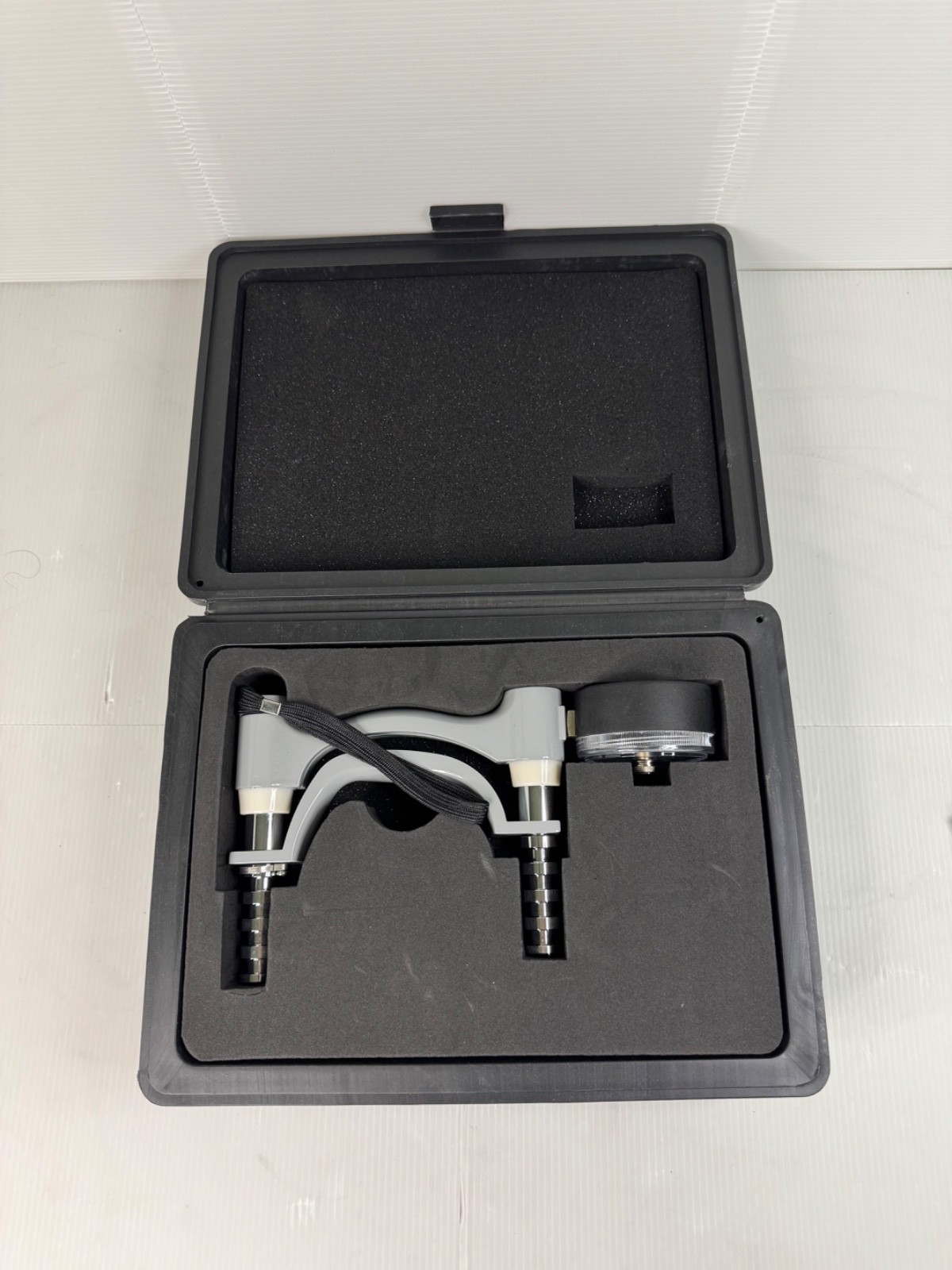 Jamar Hydraulic Hand Dynamometer 081028935 5030J1 Grip Strength Tester w/ case