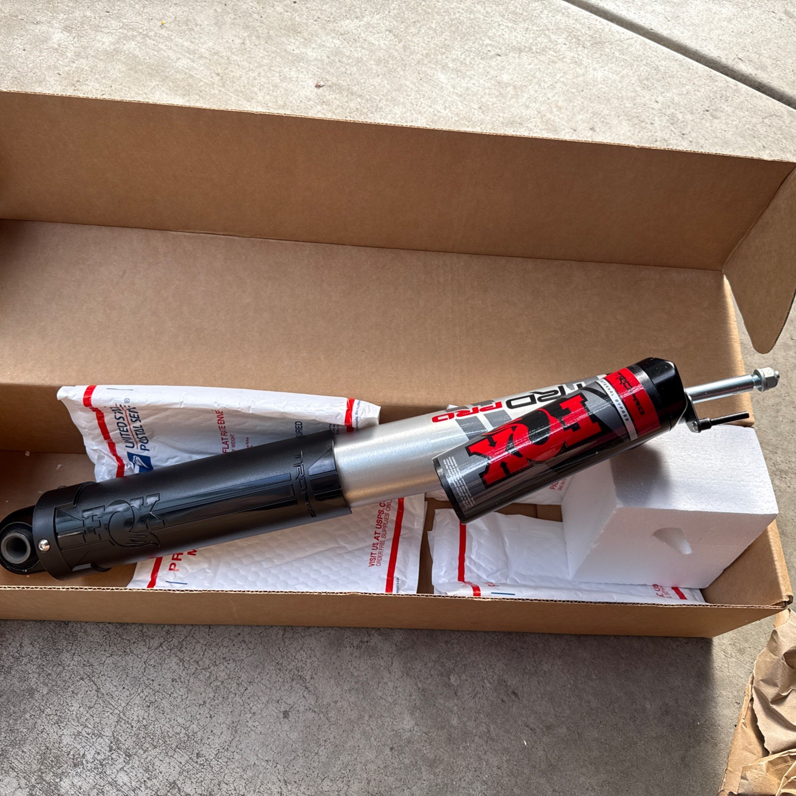 NIB GENUINE OEM 2010-2023 TOYOTA 4RUNNER TRD PRO FOX REAR SHOCK [PTR61-89190-RR]