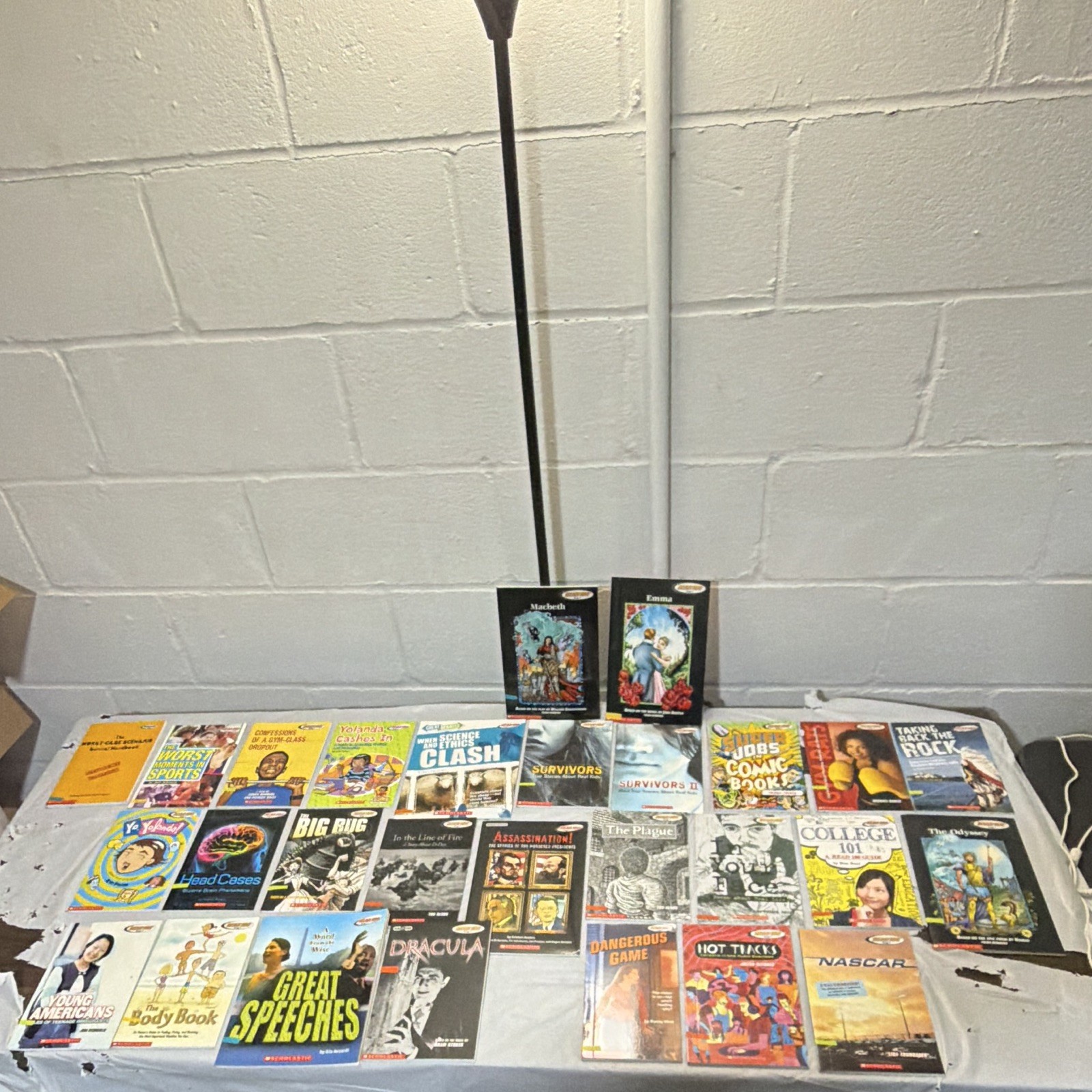 Scholastic READ 180 Stage C Student Edition (Paperback)-Set of 29 Books