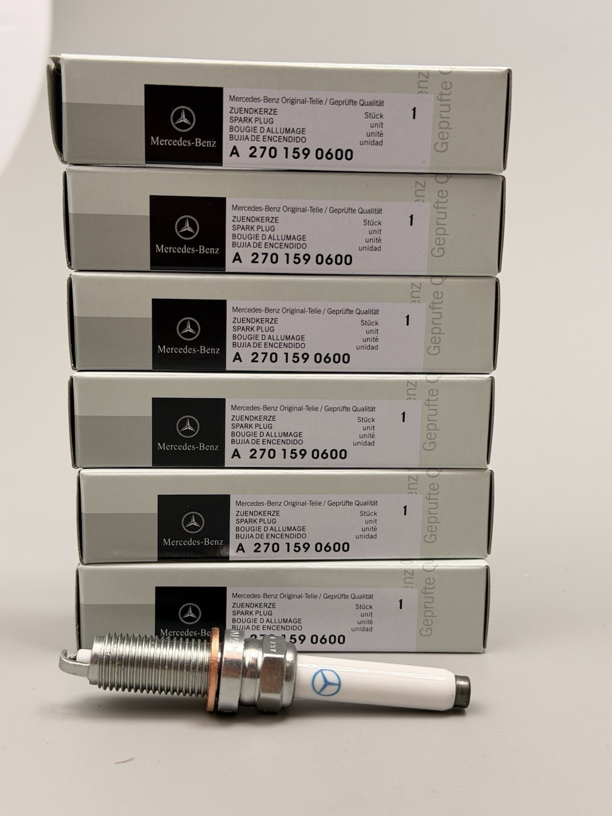 New Genuine OEM Mercedes A2701590600 - Set of 6 Spark Plugs New Genuine OEM Mercedes A2701590600 - Set of 6 Spark Plugs