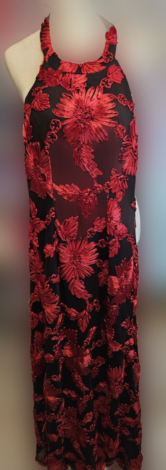 Black Red 3D Floral Ribbon Halter Formal Prom Gown Size 4 NWT
