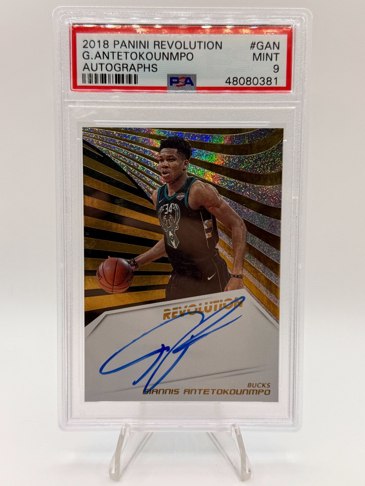 2018 PANINI REVOLUTION - GIANNIS ANTETOKOUNMPO AUTOGRAPHS - PSA 9 NONE HIGHER