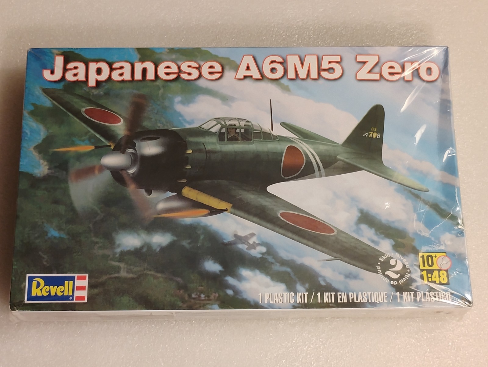 NEW 2013 Revell 1:48 1/48 Japanese A6M5 Zero Plastic Model Airplane Kit 85-5267