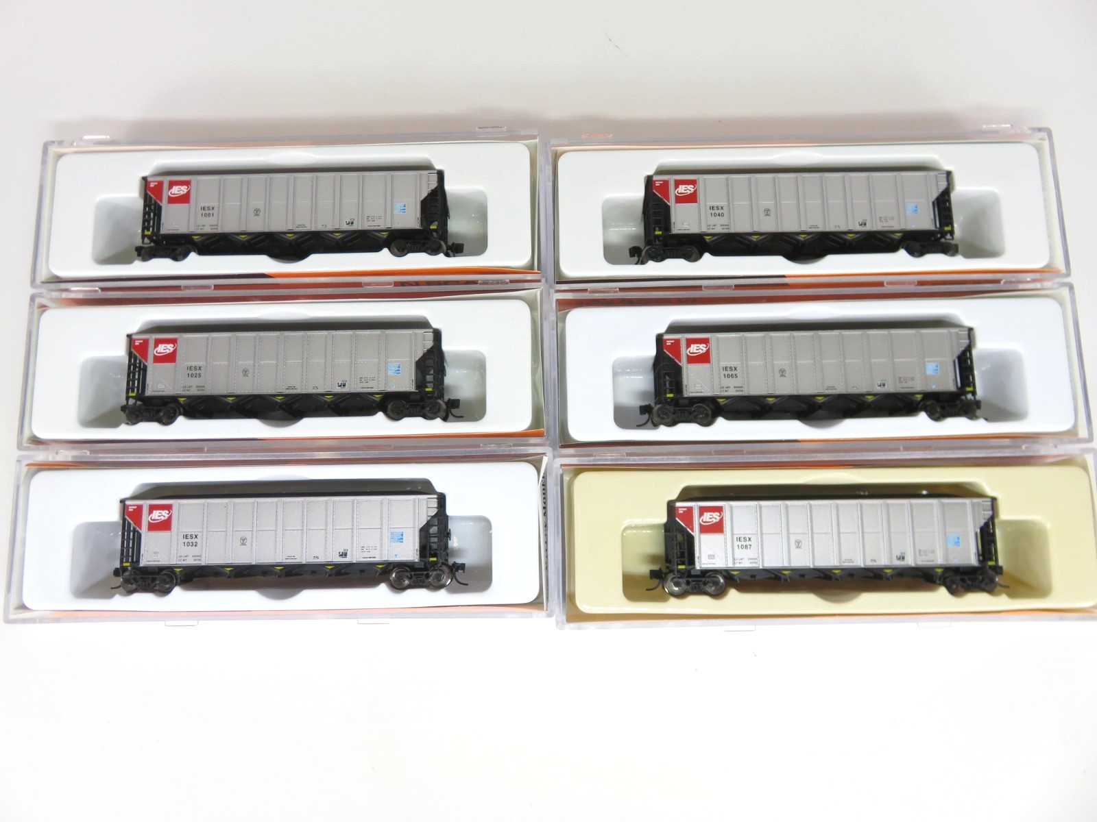 Fox Valley Models FVM 8314 N Scale Alliant Energy RD-4 Hopper Set of 6