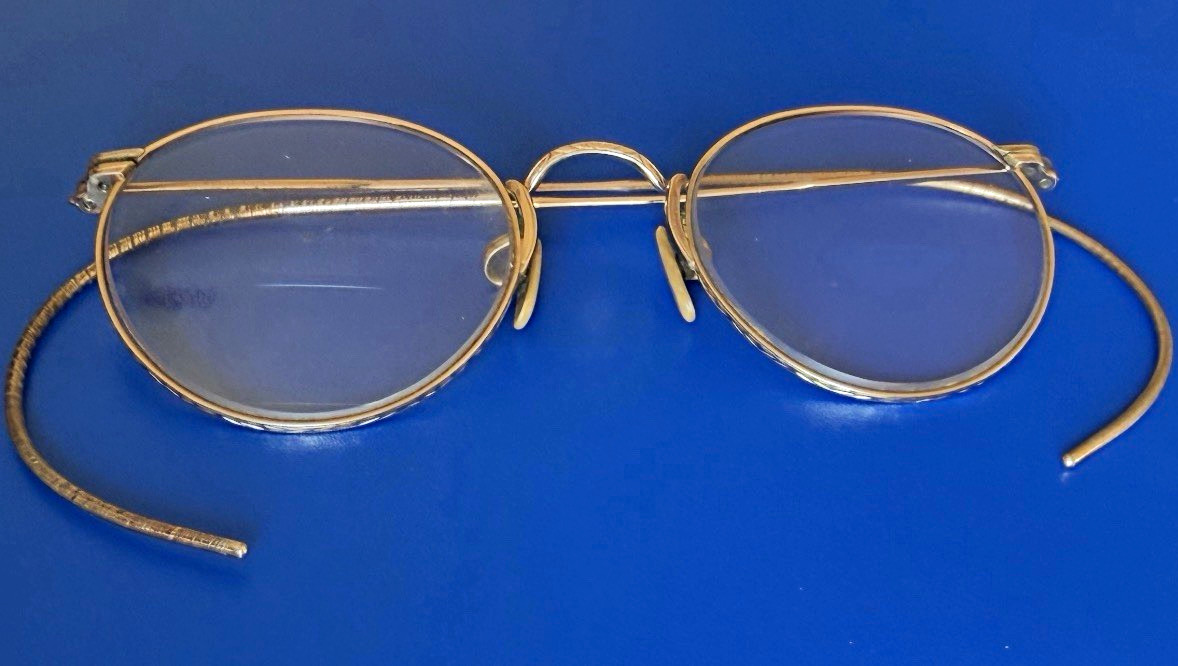 Shuron Ful-Vue Vintage Round Metal Eyeglasses Frames Gold 1/10 12K G.F.