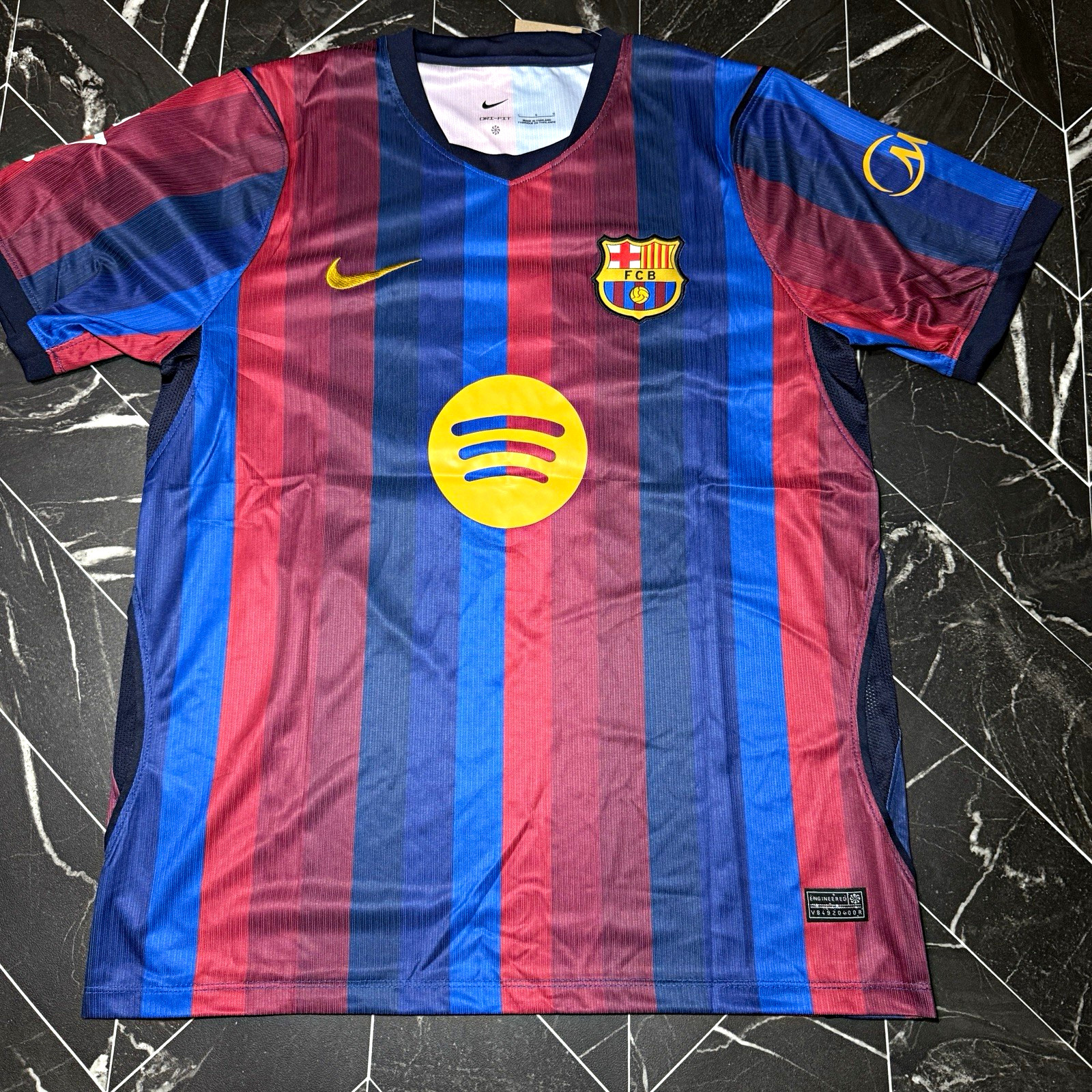 Nike FC Barcelona 2026/27 Raphinha #11 Men\'s Soccer Jersey Shirt Red/Blue Nike FC Barcelona 2026/27 Raphinha #11 Men\'s Soccer Jersey Shirt Red/Blue
