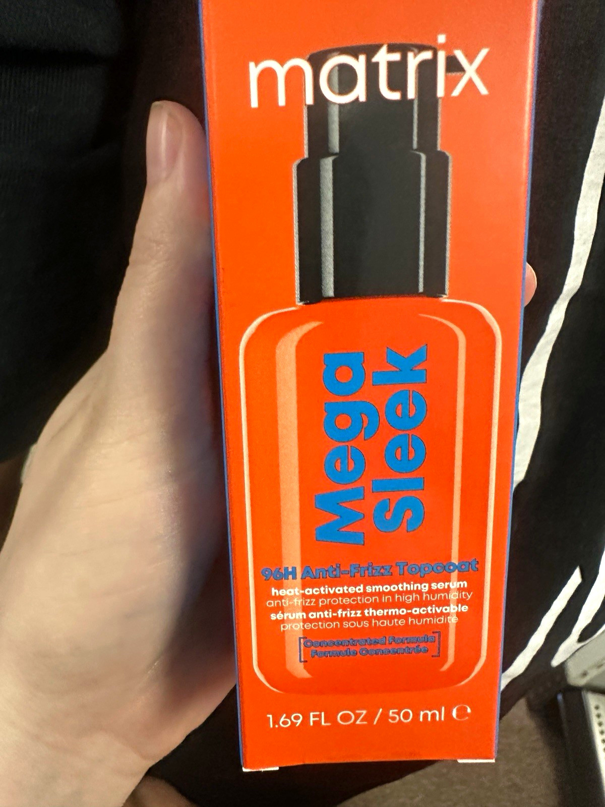 NEW Matrix Mega Sleek 96H Anti-Frizz Topcoat Serum Heat-Activated 1.69 fl oz