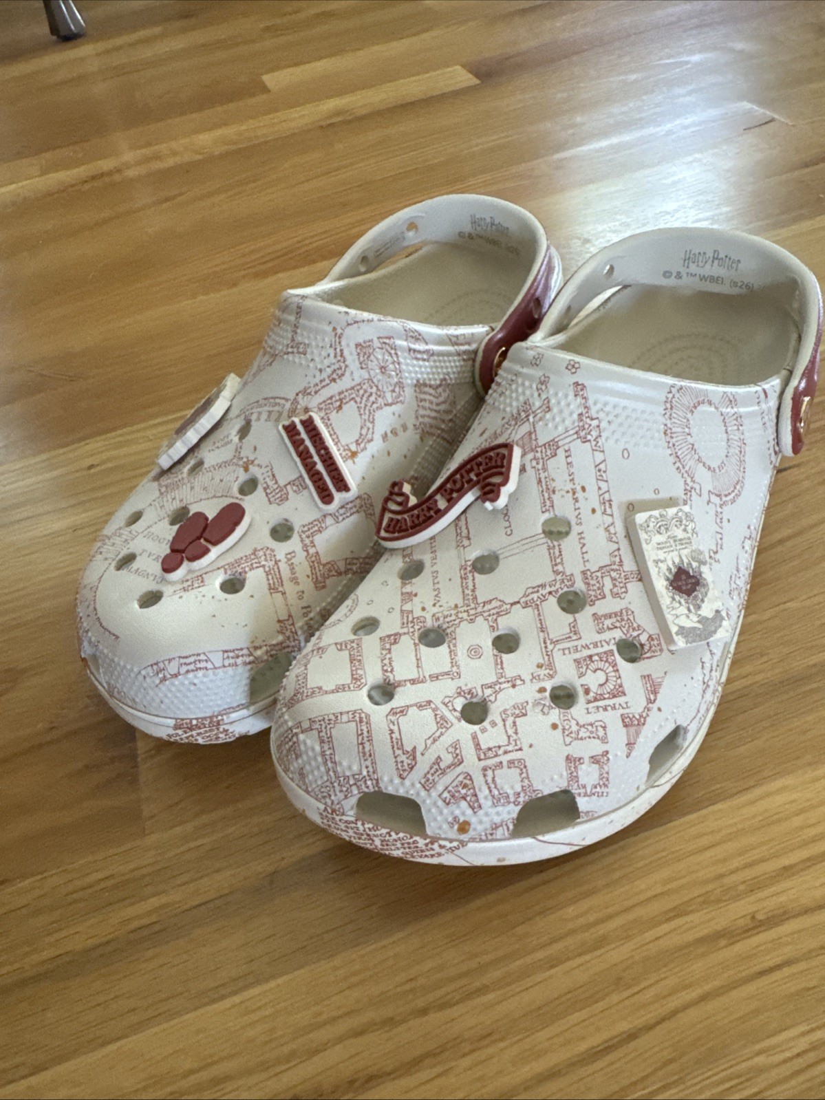 CROCS Harry Potter™ Marauder’s Map Classic Clog 10M-12W 212968-90H CROCS Harry Potter™ Marauder’s Map Classic Clog 10M-12W 212968-90H