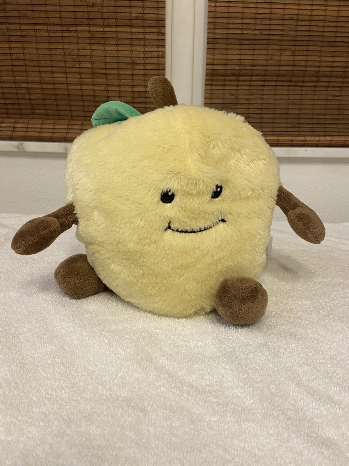 Warmies Golden Apple Plush Microwavable Weighted Lavender Scented Toy 13\ Warmies Golden Apple Plush Microwavable Weighted Lavender Scented Toy 13\