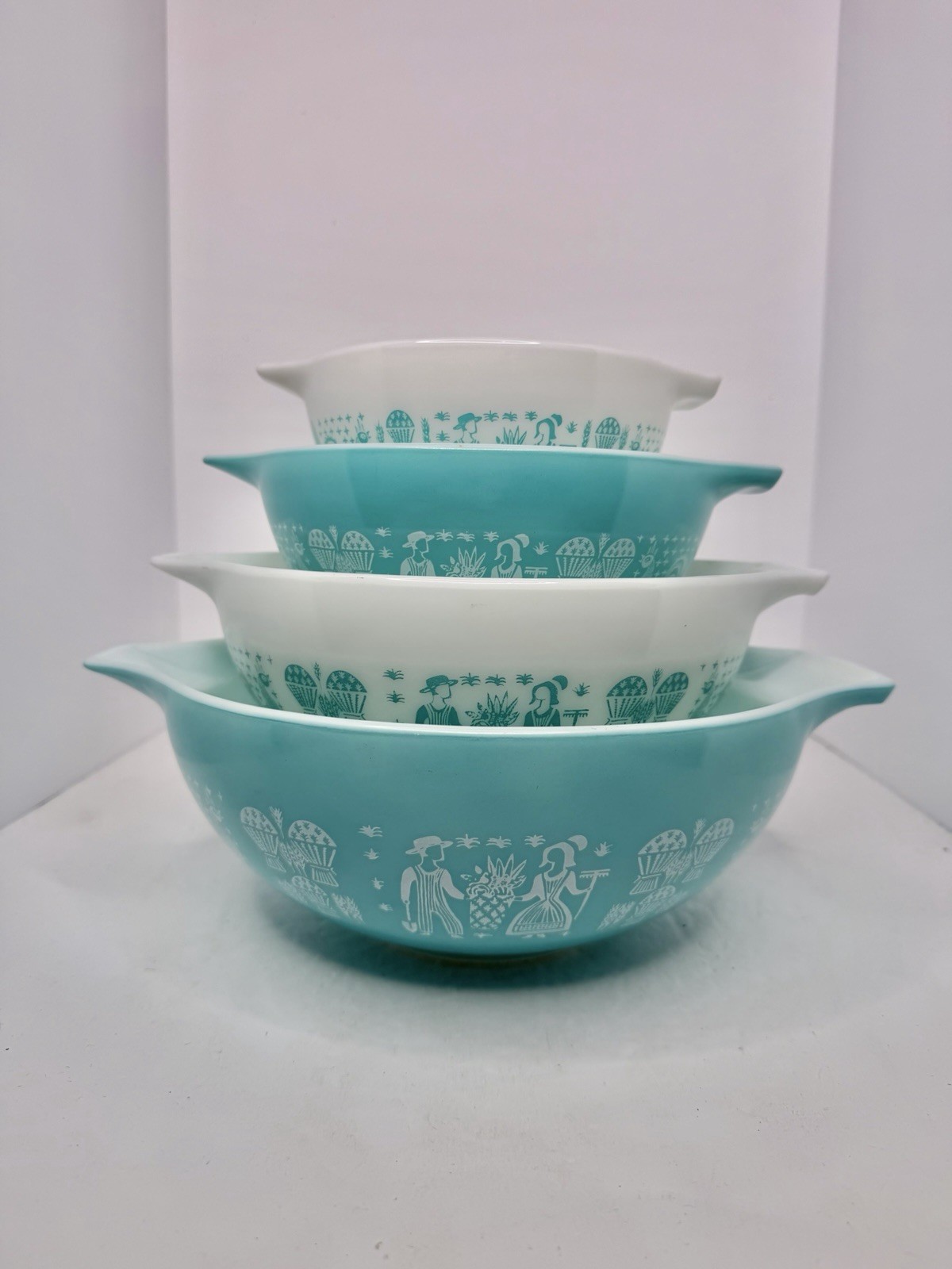 Vintage MCM 4pc Pyrex Turquoise Amish Butterprint Nesting Cinderella Bowls Minty Vintage MCM 4pc Pyrex Turquoise Amish Butterprint Nesting Cinderella Bowls Minty