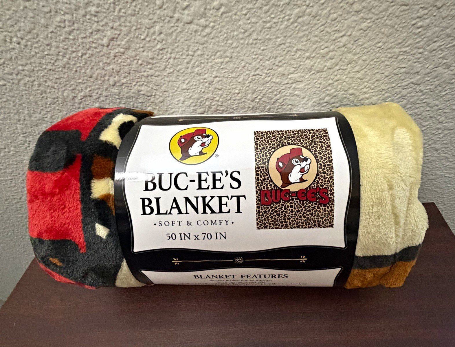 Buc-ee's Animal Print Fleece Throw Blanket Soft 50 in x 70 in Buc-ee's Animal Print Fleece Throw Blanket Soft 50 in x 70 in