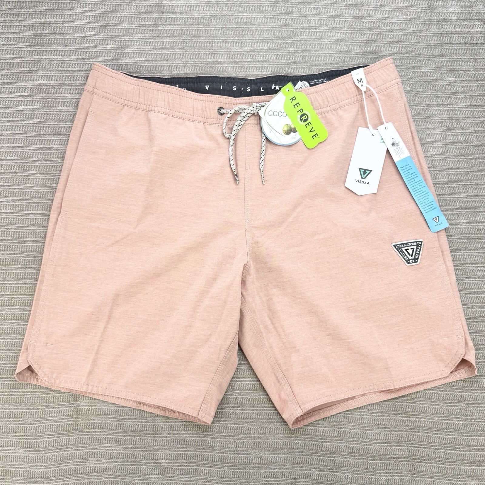 Vissla Solid Sets 17.5 Ecolastic Board Shorts Mens Size M Medium NWT Swim Trunks