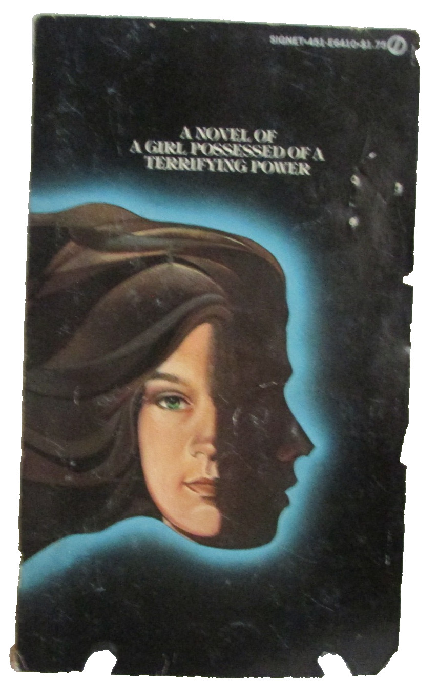 VINTAGE 1975 Carrie - Stephen King (Book Title Flap Cover) 1st Ed. PB VINTAGE 1975 Carrie - Stephen King (Book Title Flap Cover) 1st Ed. PB