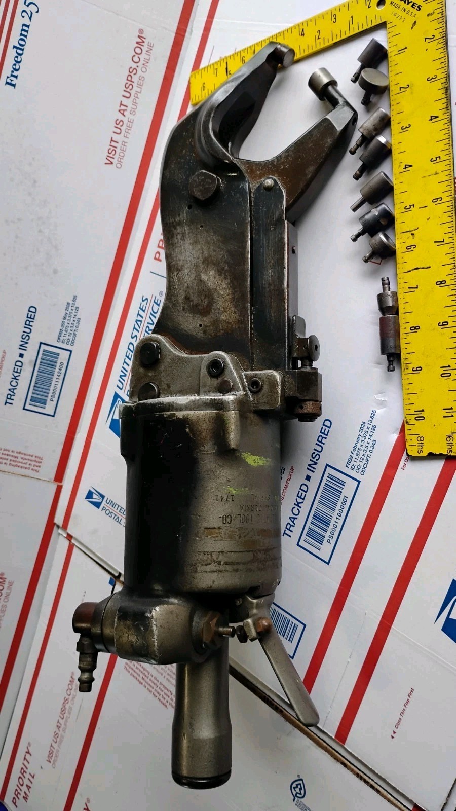 AMERICAN PNEUMATIC RIVET SQUEEZER AIRCRAFT TESTED GOOD WITH 10 SETS USA RV4-6-8- AMERICAN PNEUMATIC RIVET SQUEEZER AIRCRAFT TESTED GOOD WITH 10 SETS USA RV4-6-8-