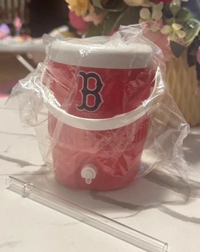 Boston Red Sox Red/White Tumbler with Straw MLB Baseball Cup Boston Red Sox Red/White Tumbler with Straw MLB Baseball Cup