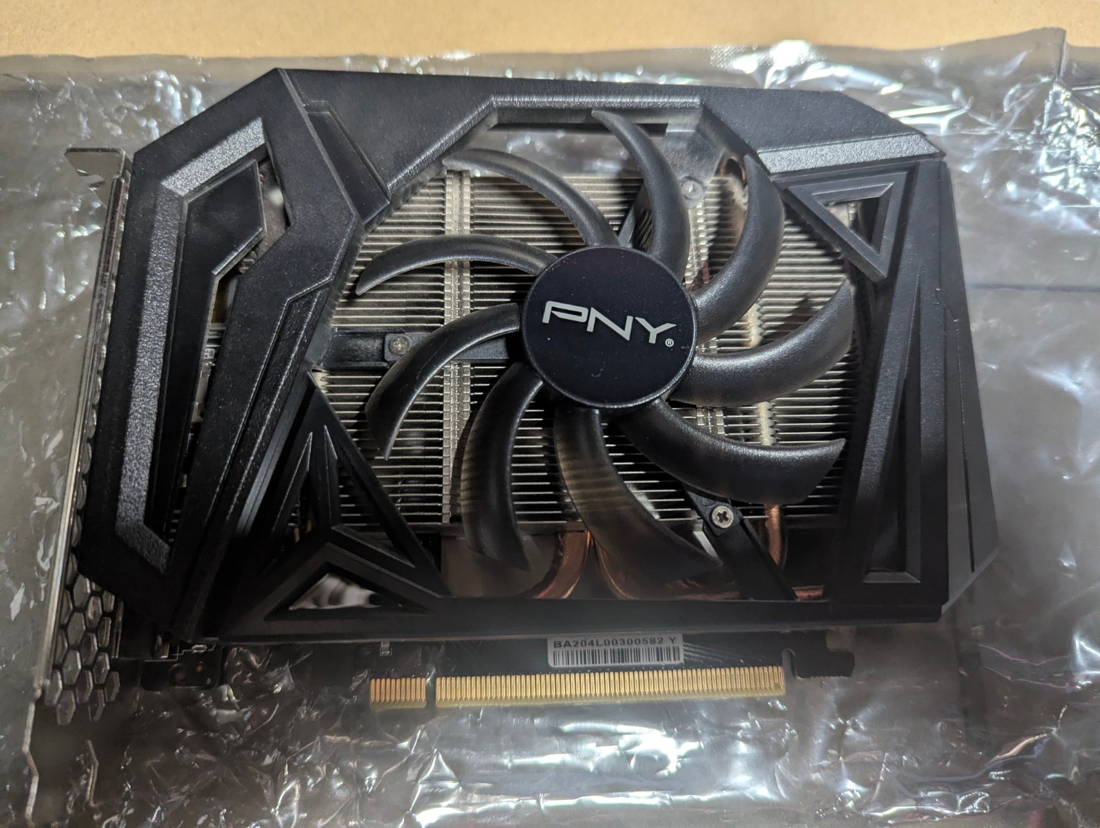 PNY NVIDIA GeForce GTX 1660 Super Graphics Card PNY NVIDIA GeForce GTX 1660 Super Graphics Card