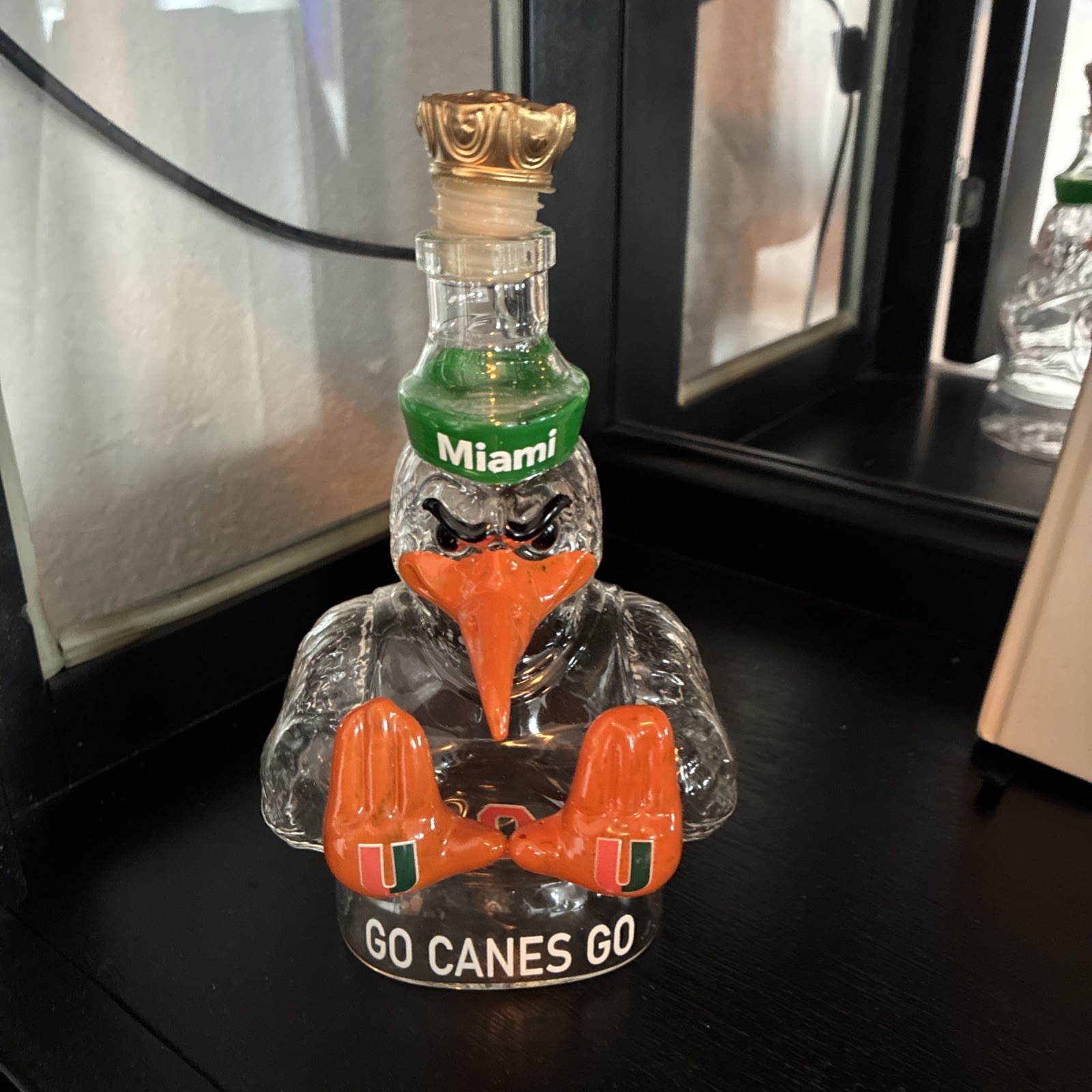 Vintage Miami Hurricanes Whiskey Decanter UM Logo Perfect Gift 750ml Vintage Miami Hurricanes Whiskey Decanter UM Logo Perfect Gift 750ml