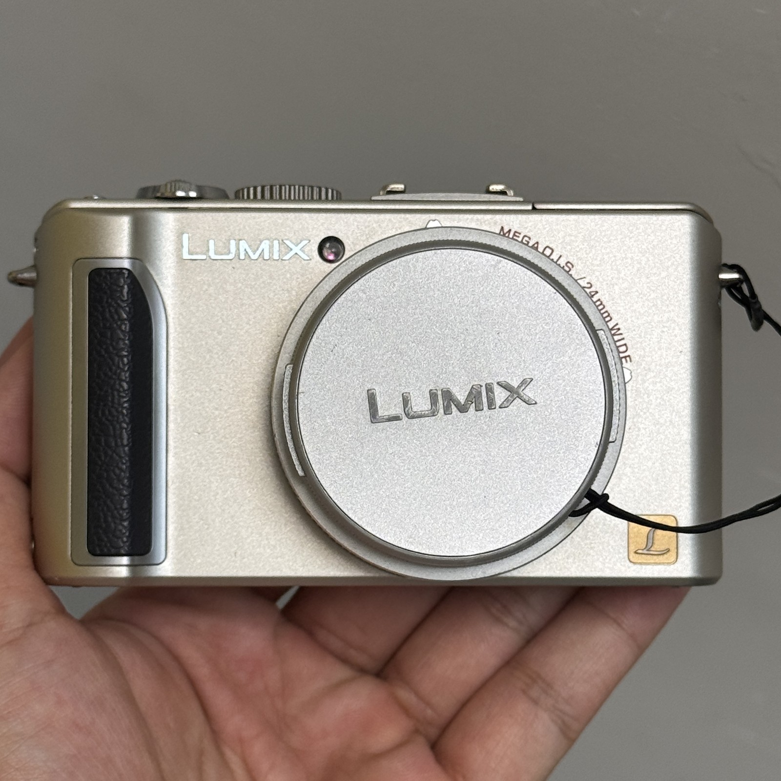 95% New Panasonic LUMIX DMC-LX3 10.1MP 2.5x Silver Optical Zoom Digital Camera