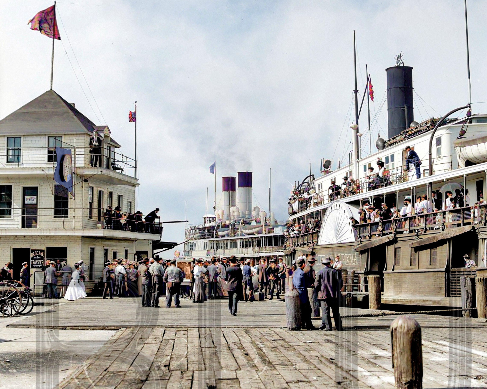 1908 Port Huron, Michigan, Steamers at pier. 11 x 14\