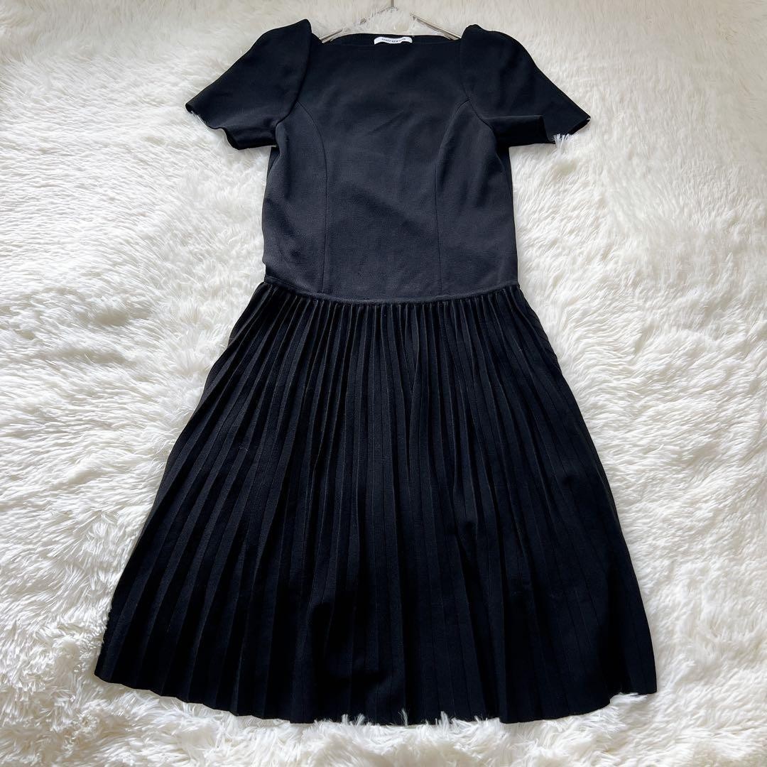 FOXEY NEW YORK Collection Black Pleated Knit Dress Short Sleeve Made in Japan 38