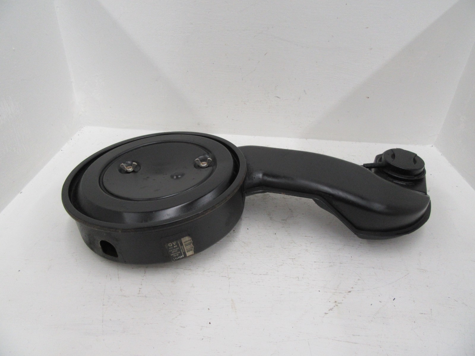 1984-1988 Pontiac Fiero 2.5L Air Intake Filter Cleaner Box Housing #1686