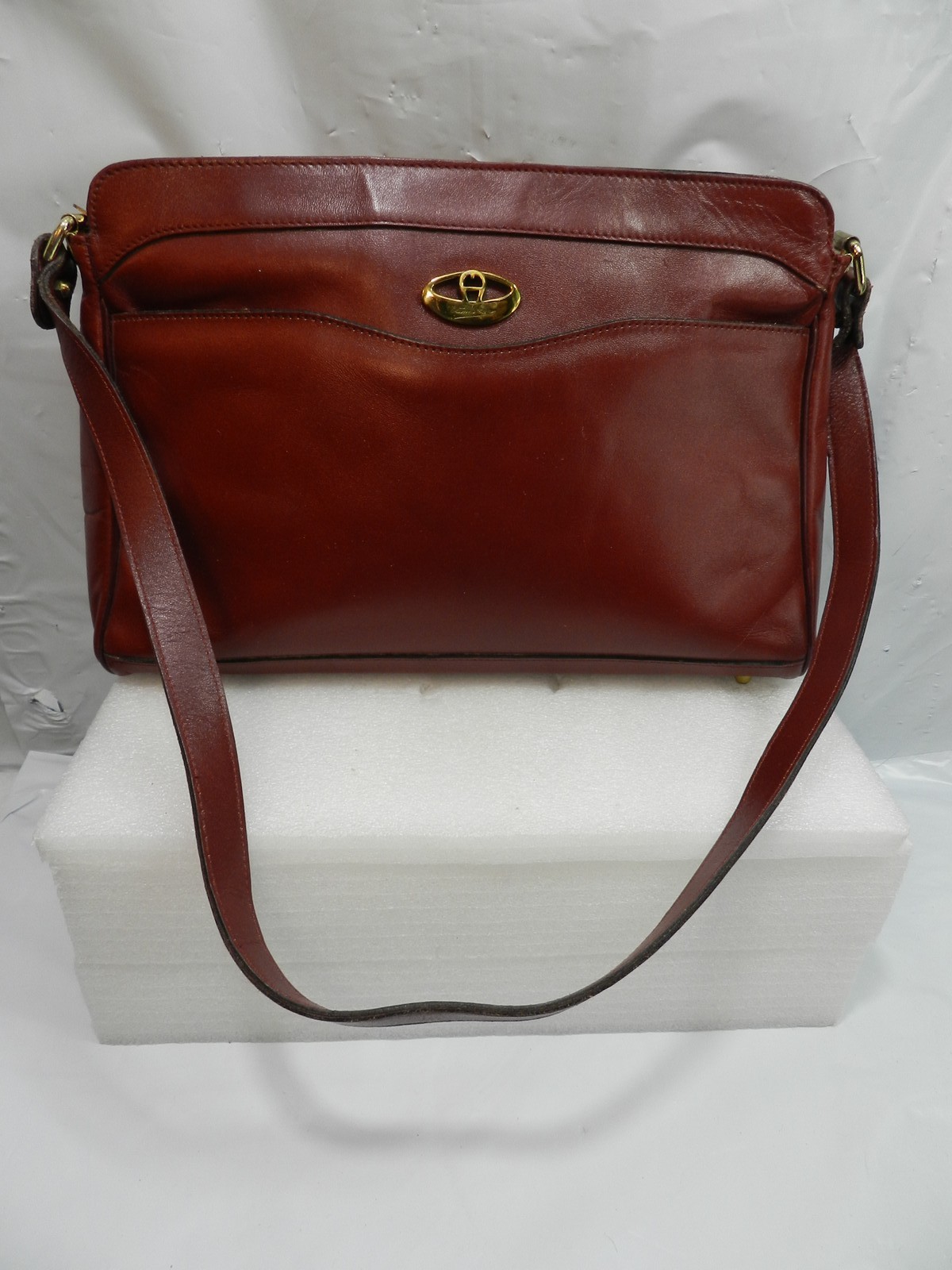 Vintage ETIENNE AIGNER Shoulder Bag Soft Leather Handbag OXBLOOD (T11K)