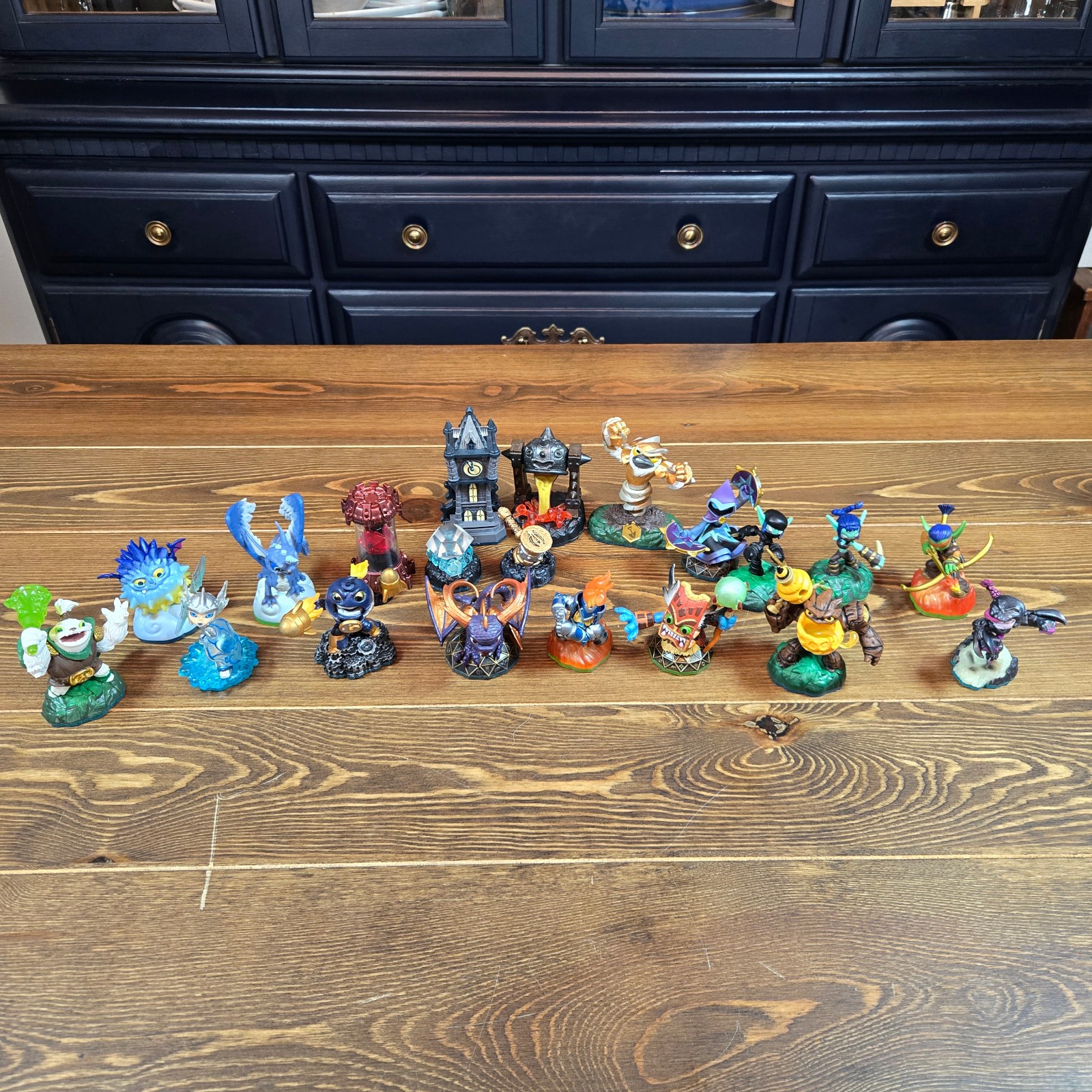 Lot of 20 Skylanders Figures Imaginators Spyro Mixed Assorted Characters Working Lot of 20 Skylanders Figures Imaginators Spyro Mixed Assorted Characters Working