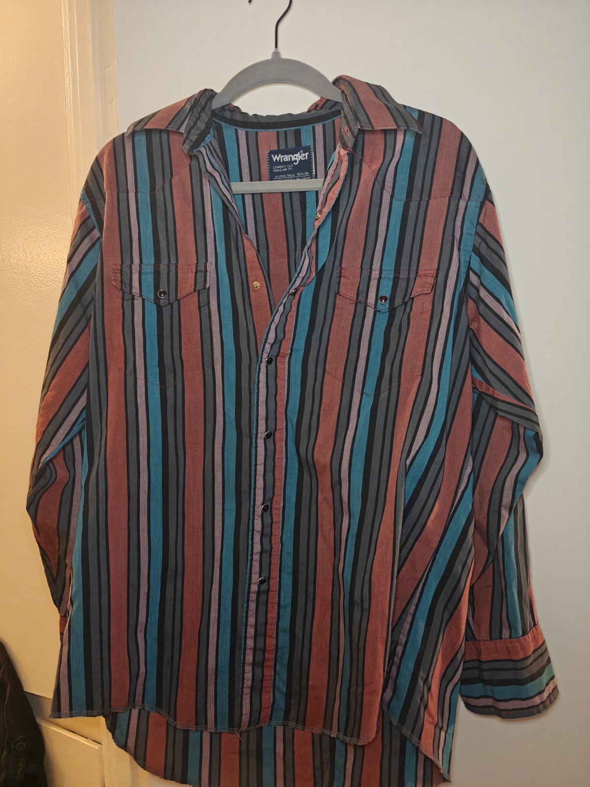 Vintage Wrangler Cowboy Cut Brushpopper Pearl Snap Shirt Men’s 16.5 X 34Striped