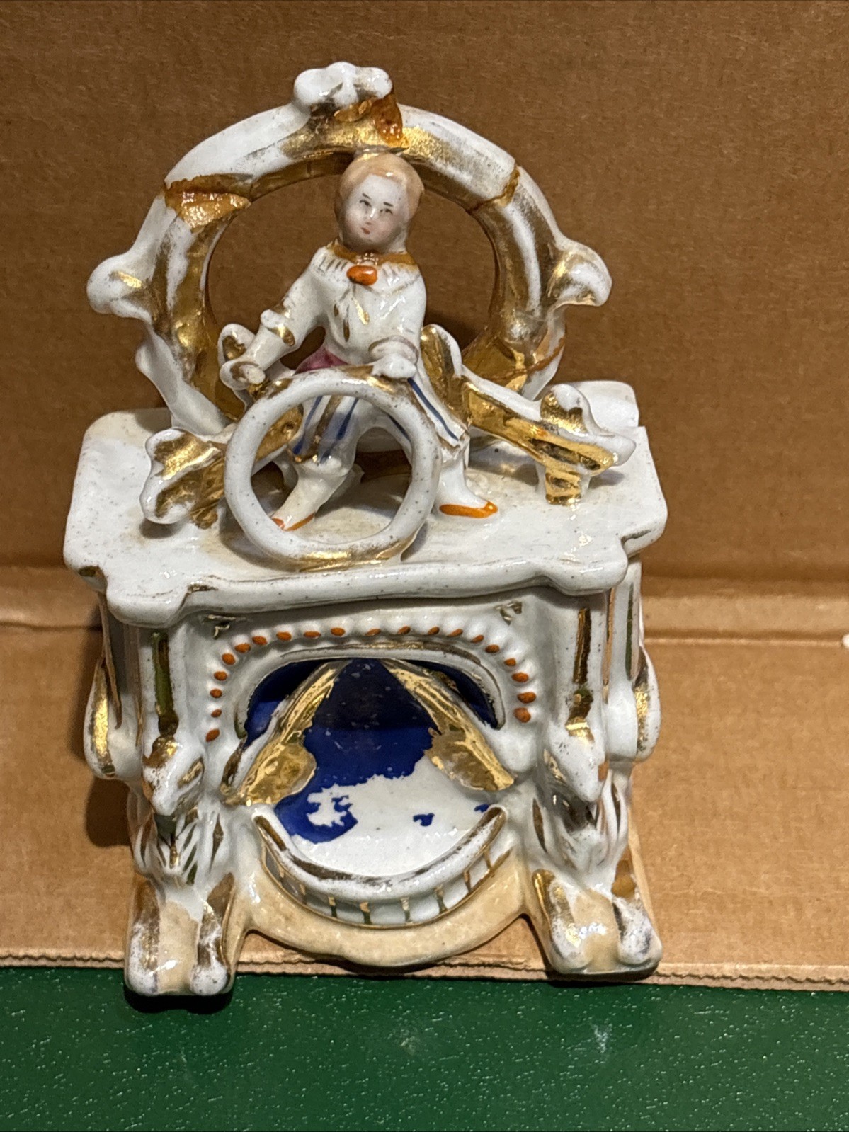ANTIQUE C19TH GERMAN CHINA FAIRING - TRINKET BOX - CHINESE HOOP ROLLING ANTIQUE C19TH GERMAN CHINA FAIRING - TRINKET BOX - CHINESE HOOP ROLLING