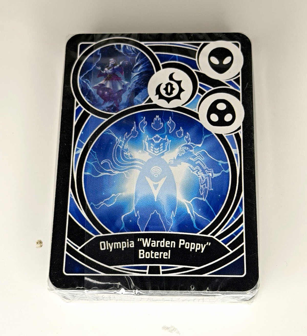 Fantasy Flight Games KeyForge-Winds of Exchange-Archon Deck-Olympia Warden Poppy