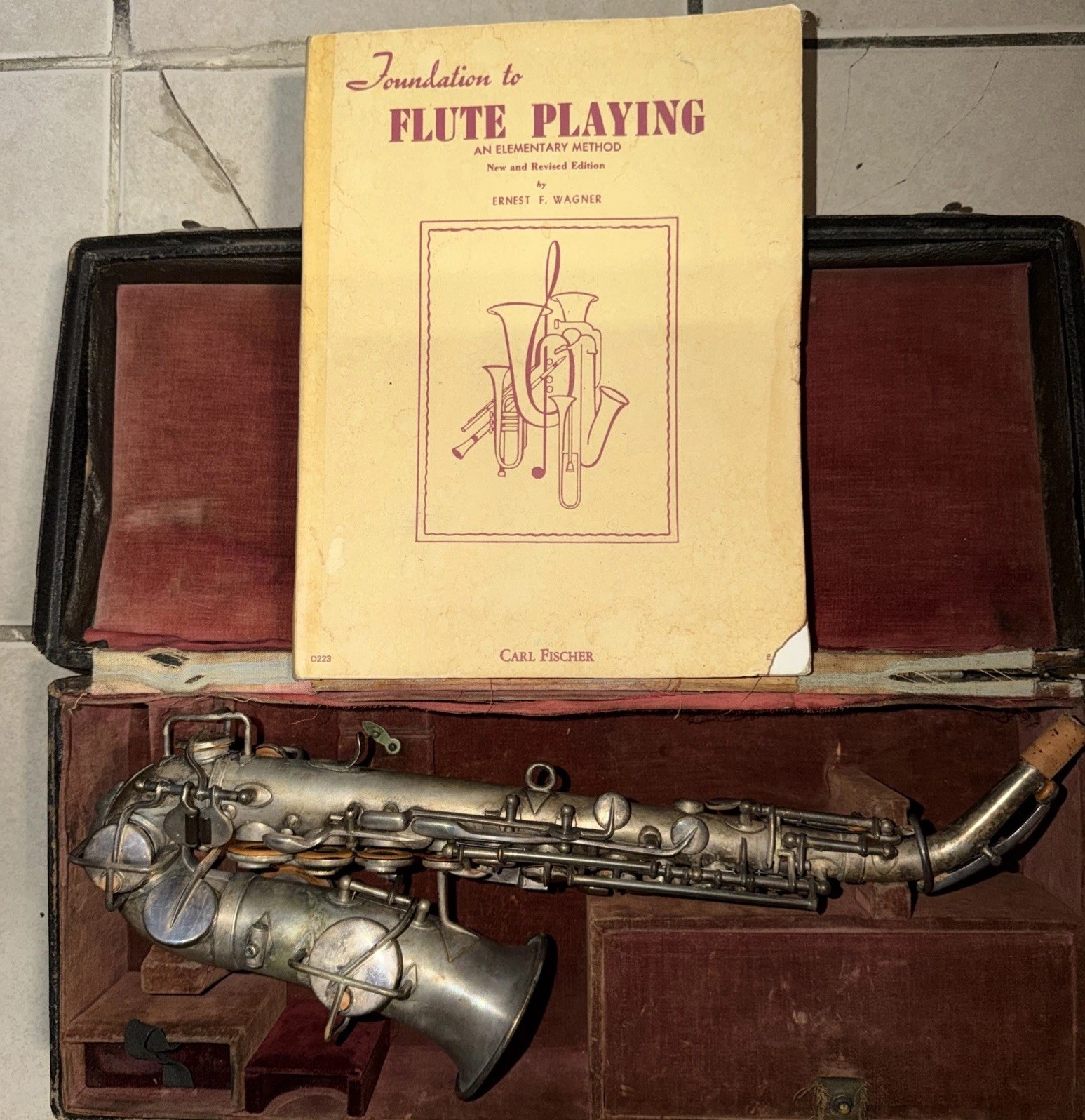 Carl Fischer 20th Century Rare Soprano Silver Saxophone Low Pitch W Manual/Case Carl Fischer 20th Century Rare Soprano Silver Saxophone Low Pitch W Manual/Case
