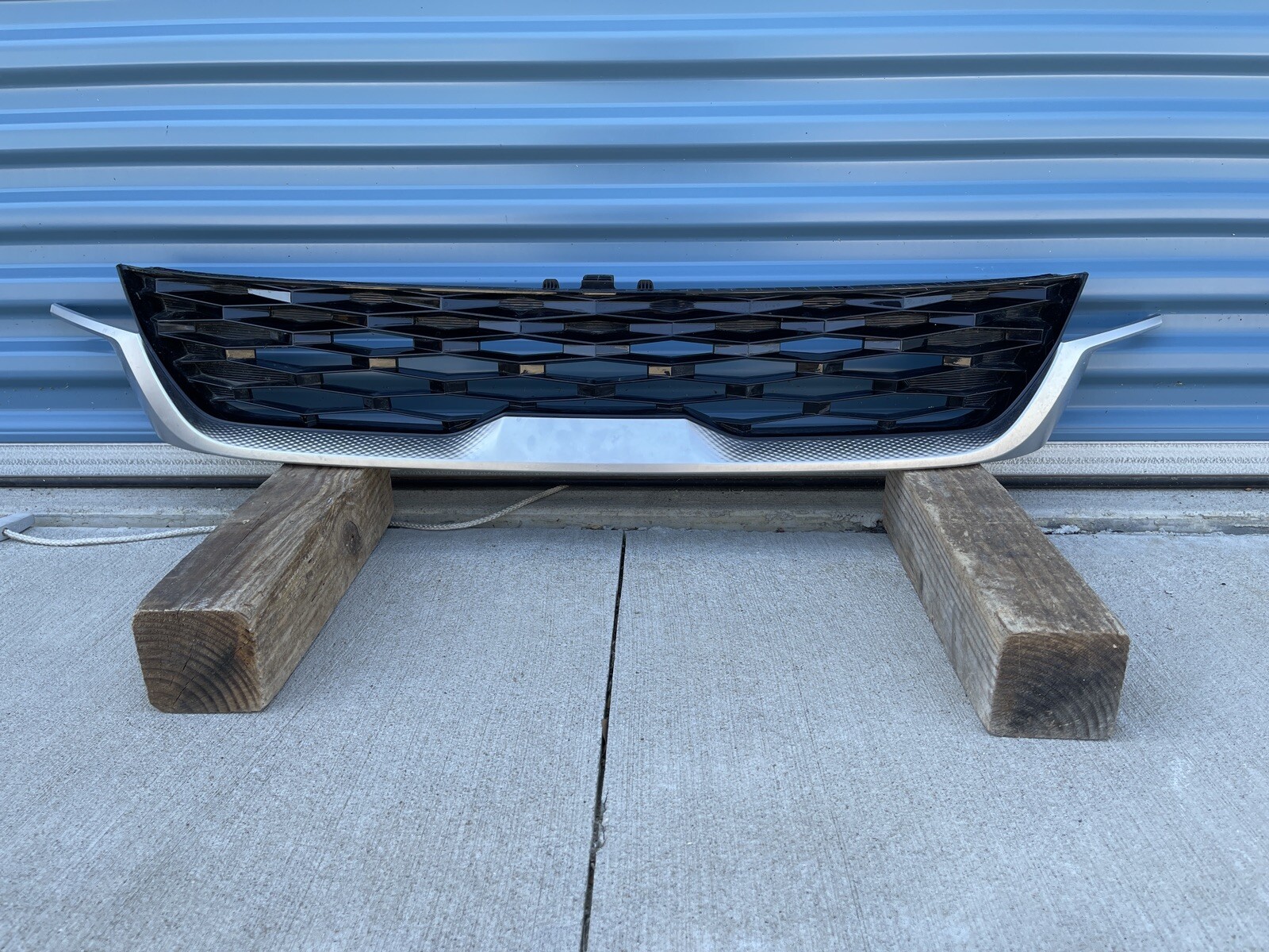 OEM 2020-2022 Kia Seltos Grille 86350-Q5320