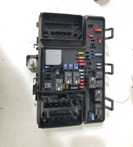 2017-2020 Ford Fusion Engine Fuse Box Assembly OEM