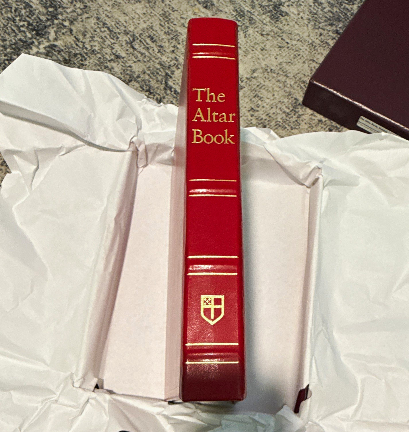 The Altar Book Deluxe Edition HC Slipcase Holy Eucharist Rites I & II 1980 The Altar Book Deluxe Edition HC Slipcase Holy Eucharist Rites I & II 1980