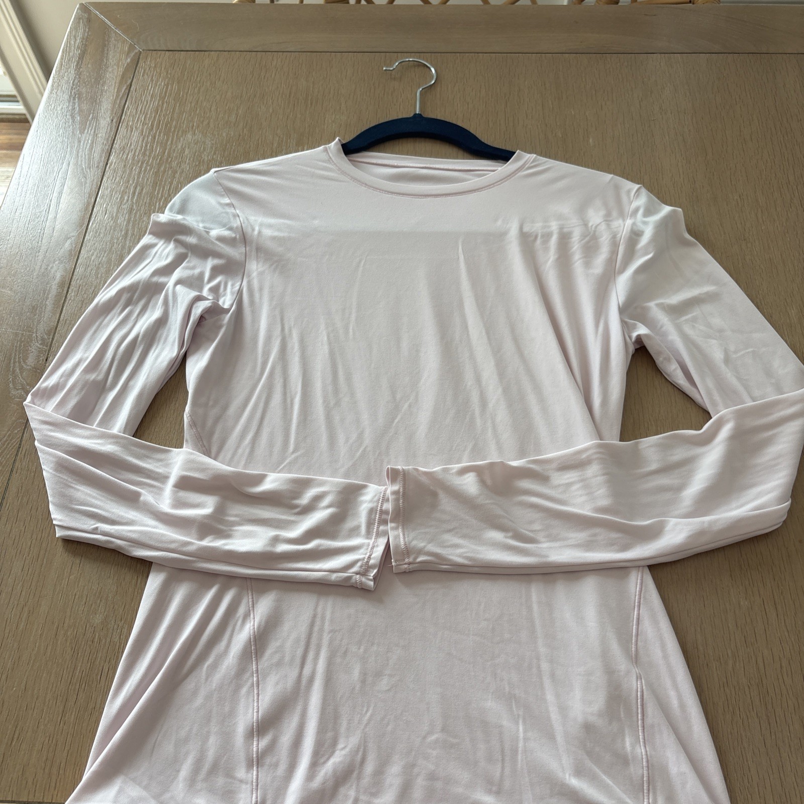 Lululemon Women’s Pink Top Medium Lululemon Women’s Pink Top Medium