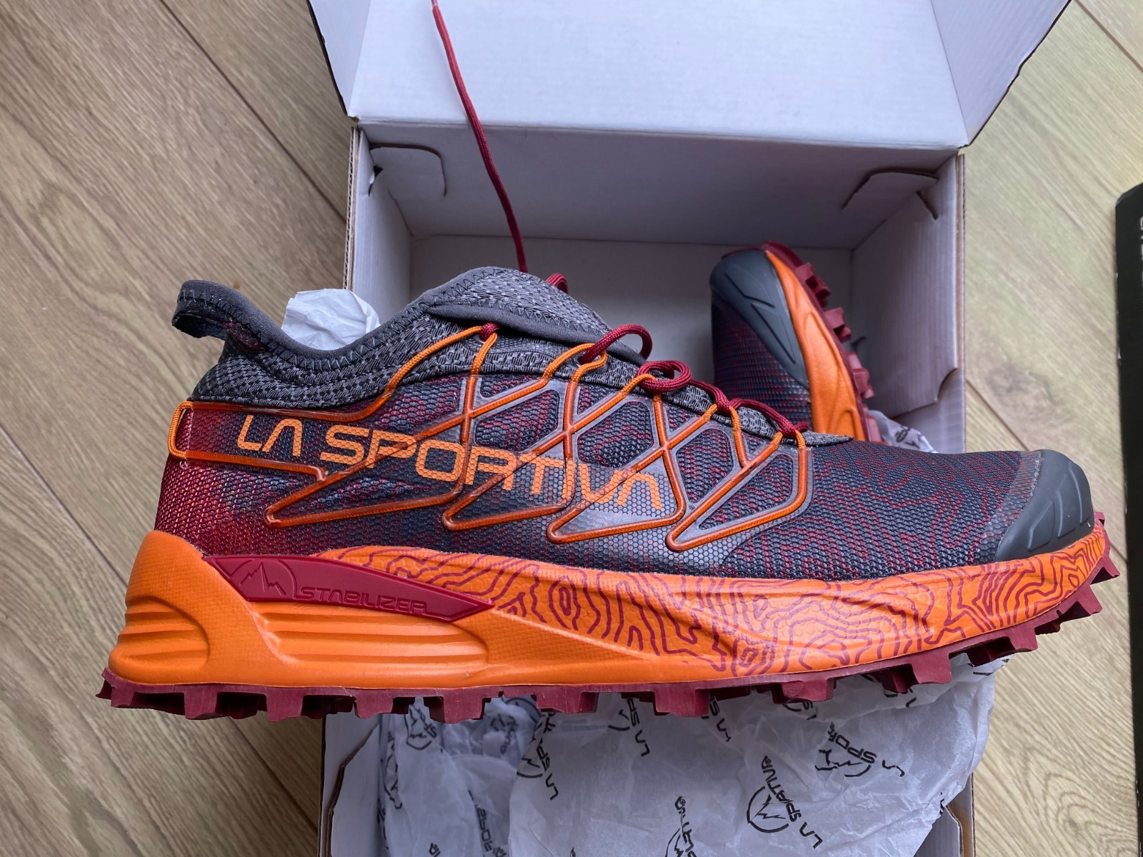 La Sportiva Mutant Trail Running Shoes Men\'s EU 45 US 11.5 Carbon Hawaiian NEW