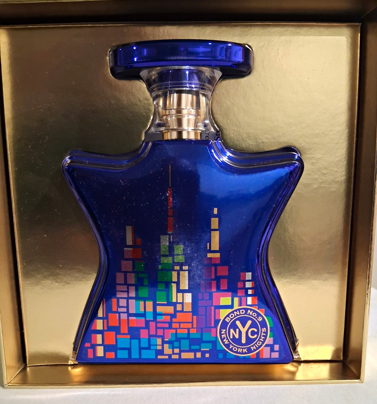 Bond No. 9 New York Nights Eau de Parfum Spray 3.4 fl oz Regular Bond No. 9 New York Nights Eau de Parfum Spray 3.4 fl oz Regular