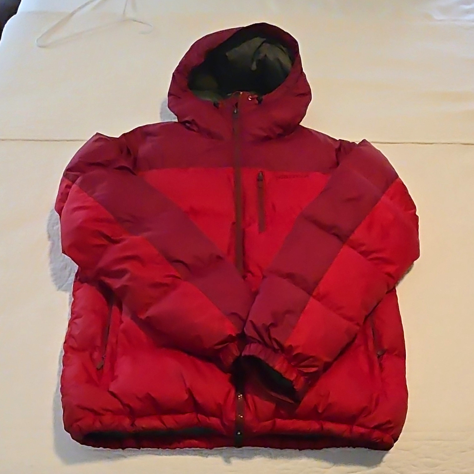 Marmot Men\'s Red 650 Fill Goose Down Hooded Full Zip Puffer Jacket Size M Marmot Men\'s Red 650 Fill Goose Down Hooded Full Zip Puffer Jacket Size M