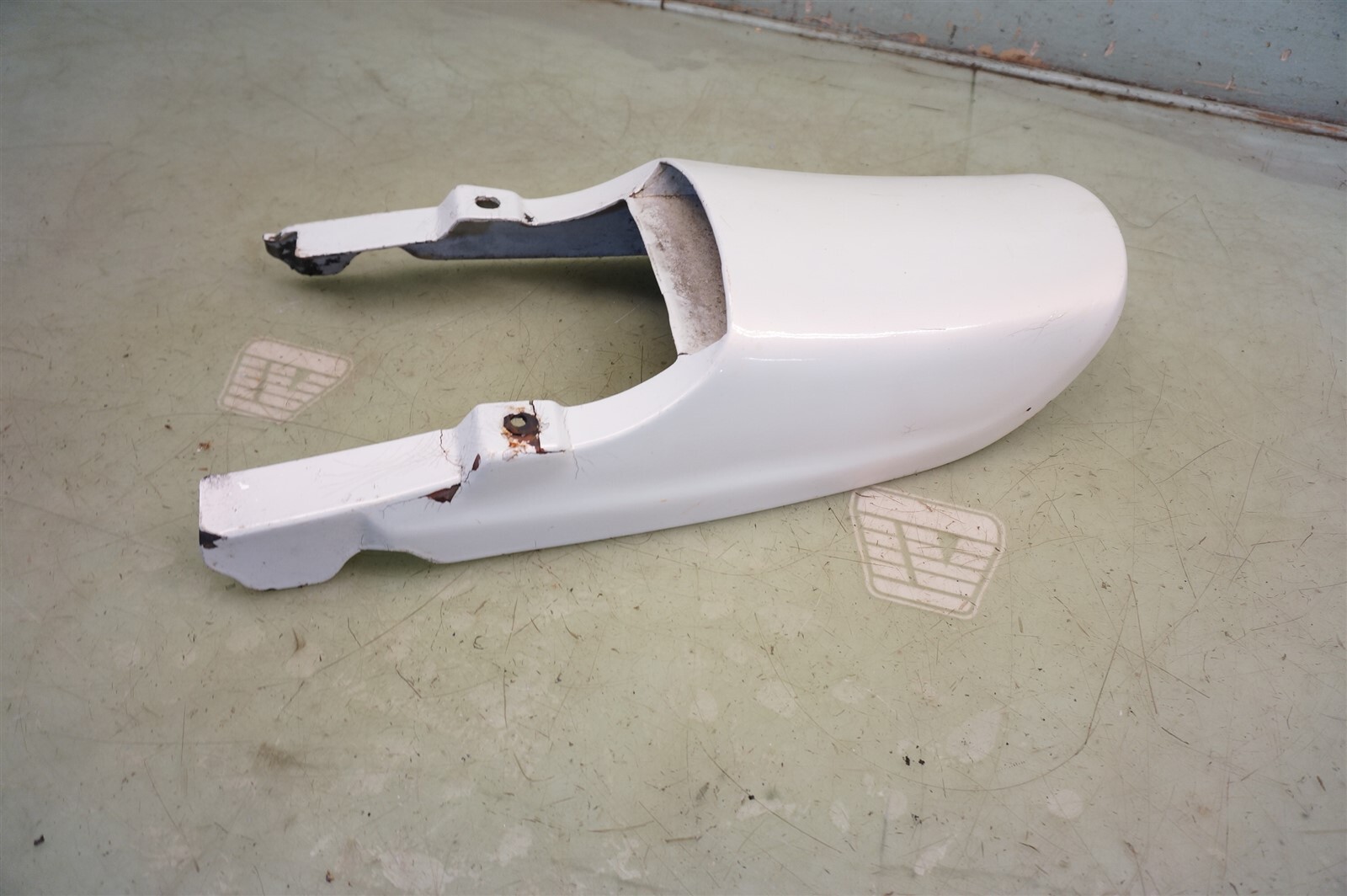 1973-75 Kawasaki Z1 900 Z1900 OEM Rear Fender Fairing Plastic Tail *2607