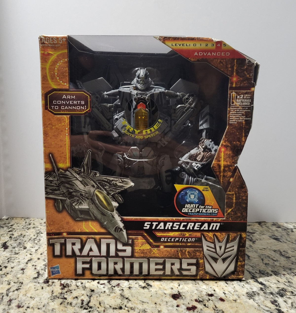 Starscream Leader Class 2009 TRANSFORMERS Hunt for Decepticons CLUB MIB NEW Starscream Leader Class 2009 TRANSFORMERS Hunt for Decepticons CLUB MIB NEW
