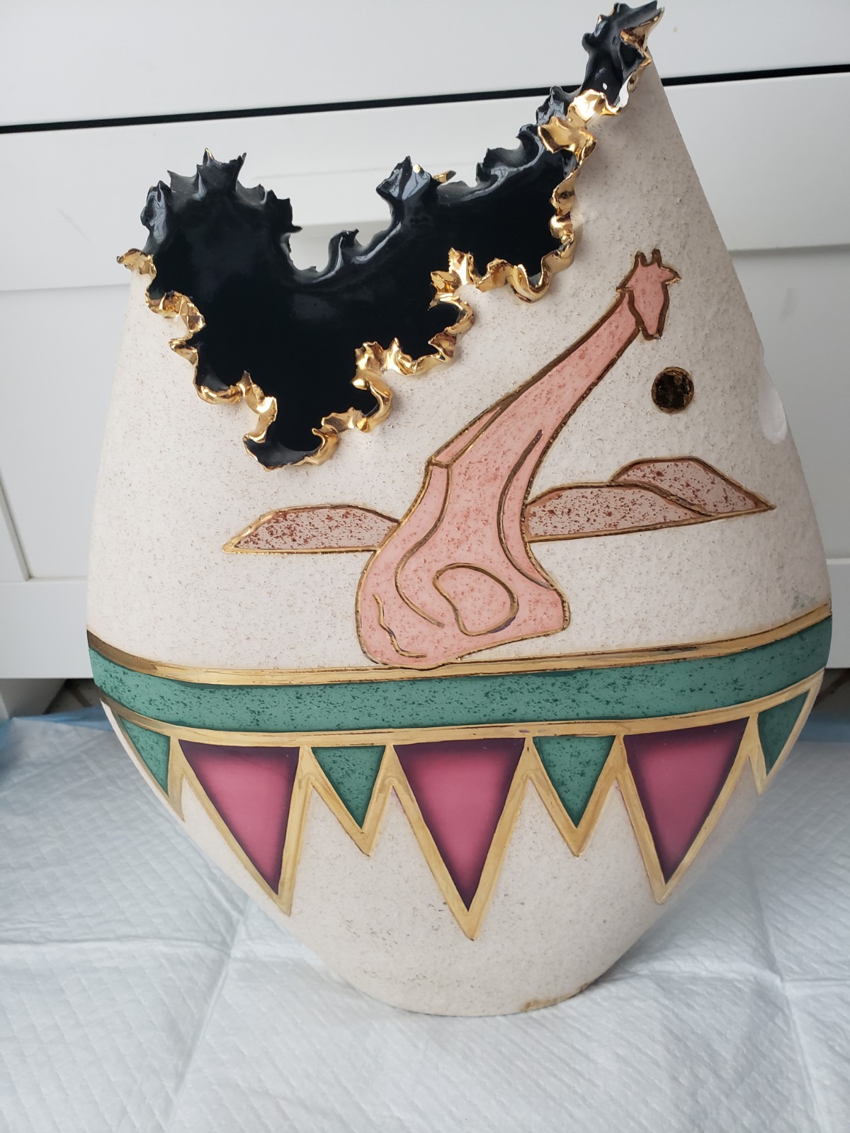 Sharon Penn Rare Southwest Pottery Vase 22k Gold Accent, Signed. Sharon Penn Rare Southwest Pottery Vase 22k Gold Accent, Signed.