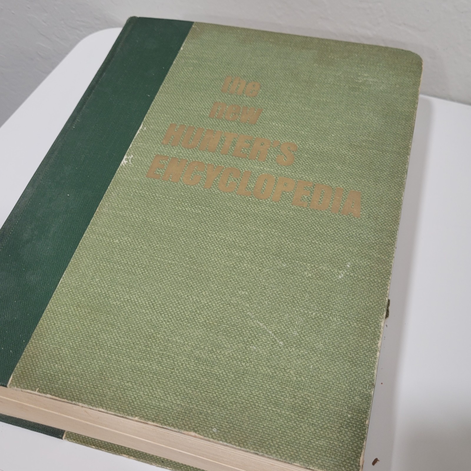 The New Hunter\'s Encyclopedia 1966 3rd Revised Edition Stackpole Hardcover The New Hunter\'s Encyclopedia 1966 3rd Revised Edition Stackpole Hardcover