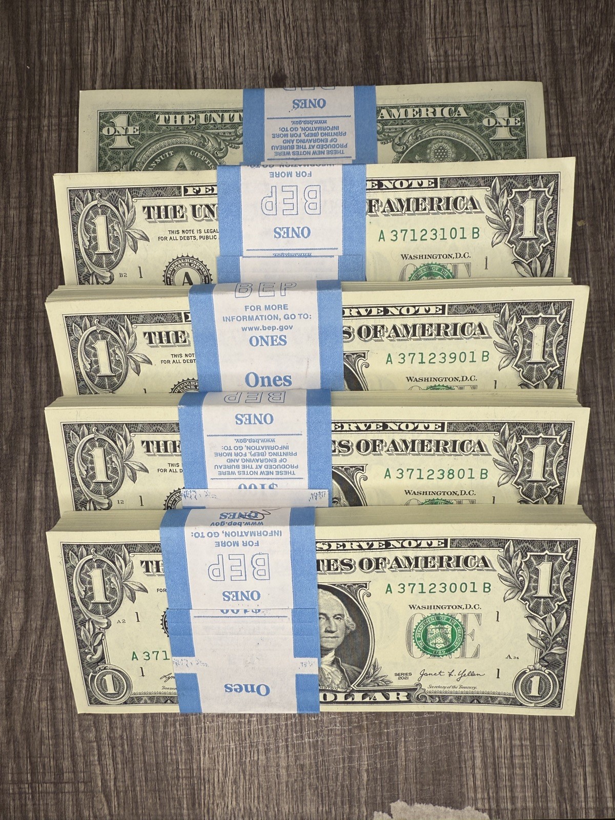 2021 U.S One $1 Dollar Bill Consecutive Serial # Banknote Uncirculated NEW 2021 U.S One $1 Dollar Bill Consecutive Serial # Banknote Uncirculated NEW