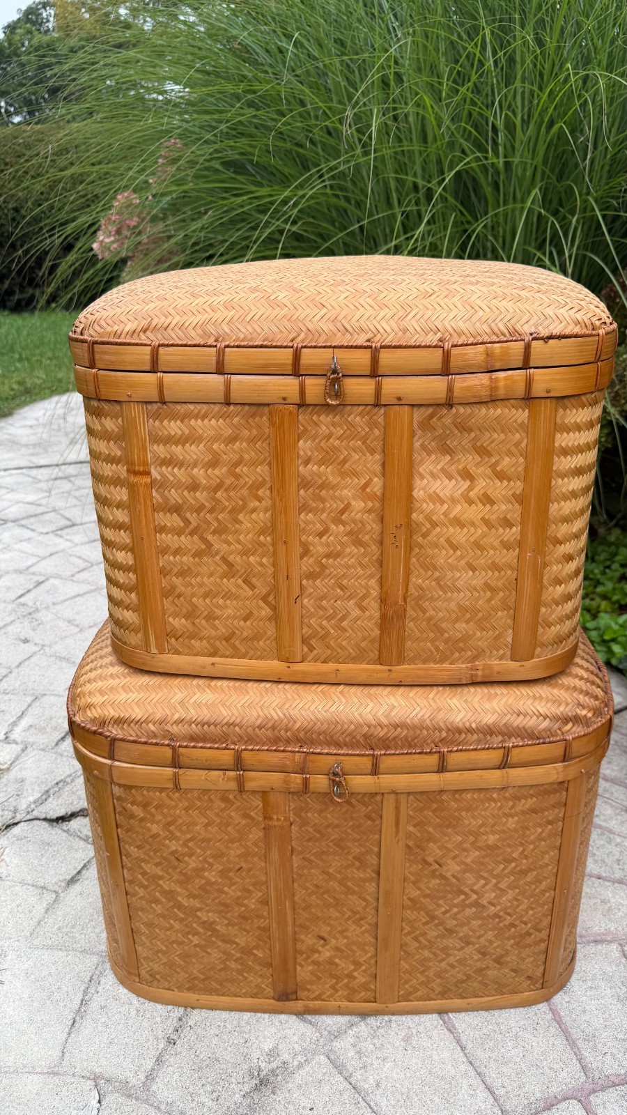 2-Vintage MCM Wicker Ratan Nesting Storage Bins Hinged Lid 70\'s Large Sizes